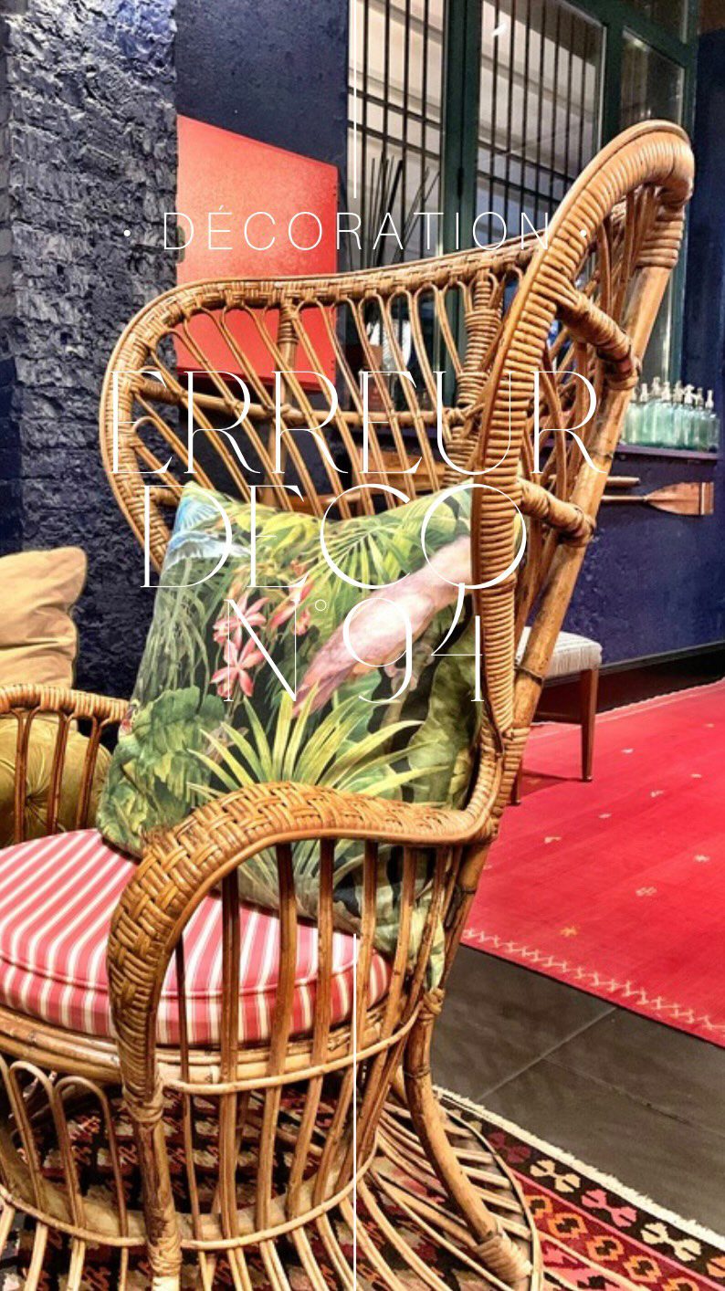 Erreur déco #94: Ne pas chiner des objets de seconde main  Les brocantes et les marchés aux puces sont de véritables mines d’or pour les amateurs de décoration à petits prix. En chinant des objets uniques et pleins de caractère, vous pouvez apporter une touche d’originalité à votre intérieur sans vous ruiner.    Ces trouvailles, souvent issues du passé, apportent du charme et du vécu à votre déco, tout en ayant l’avantage d’être écologiques. Une jolie lampe vintage, un miroir ancien ou une table basse rétro, ces pièces atypiques donnent immédiatement du cachet à votre maison.
Ici, on est loin des objets standardisés et sans âme que l’on trouve dans des enseignes de grande distribution à bas prix. 
Chaque pièce chinée a une histoire et un caractère unique, ce qui rend votre décoration bien plus authentique et personnelle.  #designerdebonheur #design #decoration #deco #déco #home #homedesign #architectureinterieure #designinterieur #erreur #erreuràéviter